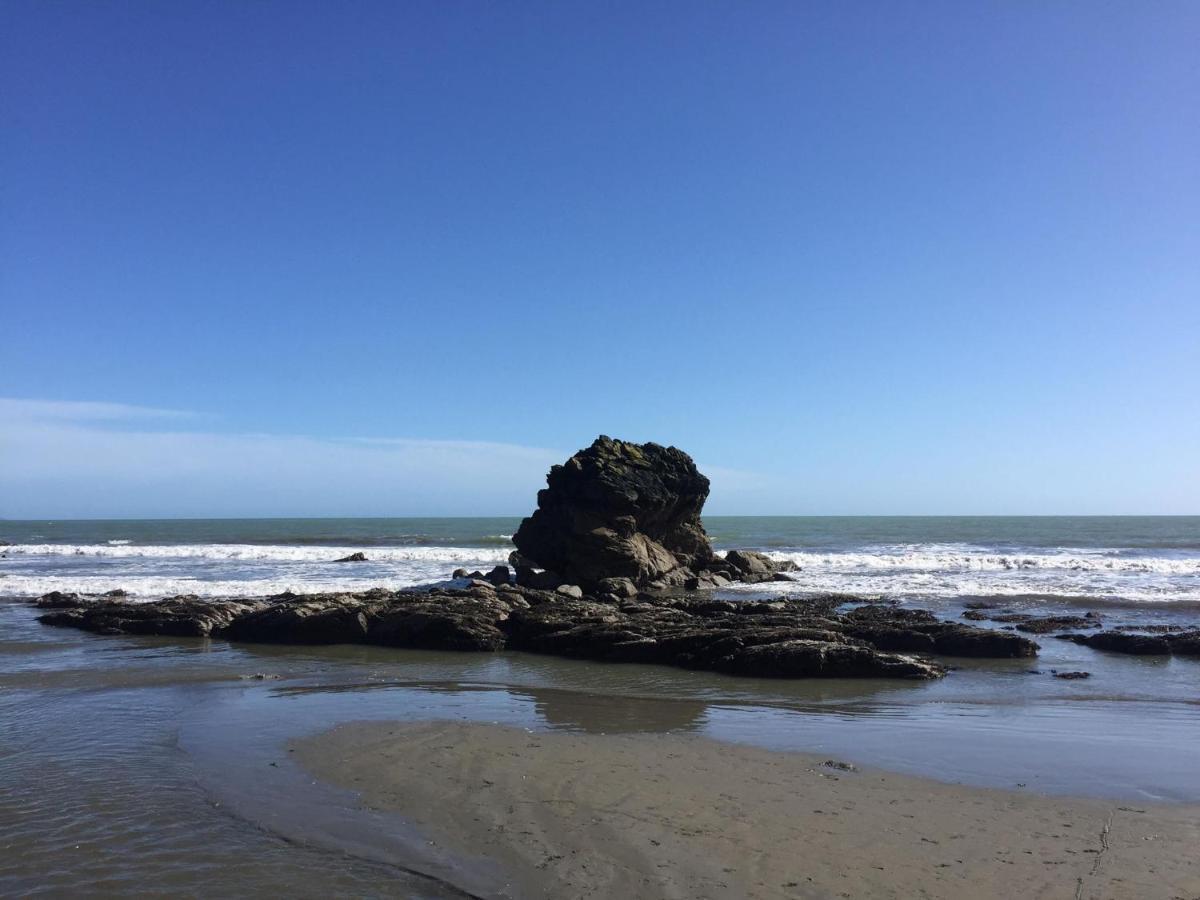 Millendreath Beach Resort Looe Eksteriør billede